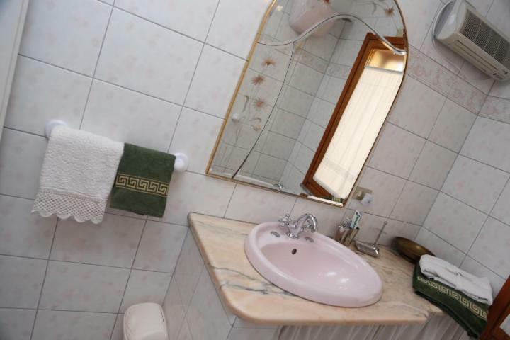 B&B Villa Sul Golfo Куарту-Сант'Елена Екстер'єр фото
