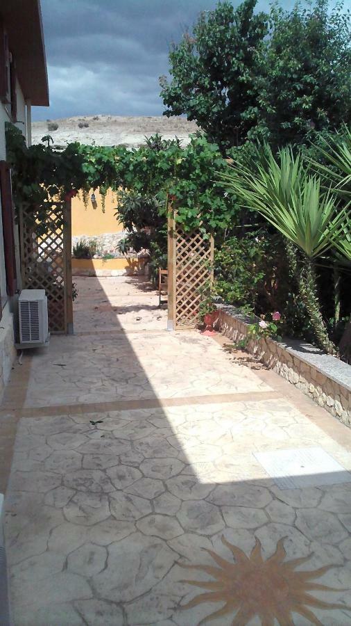 B&B Villa Sul Golfo Куарту-Сант'Елена Екстер'єр фото