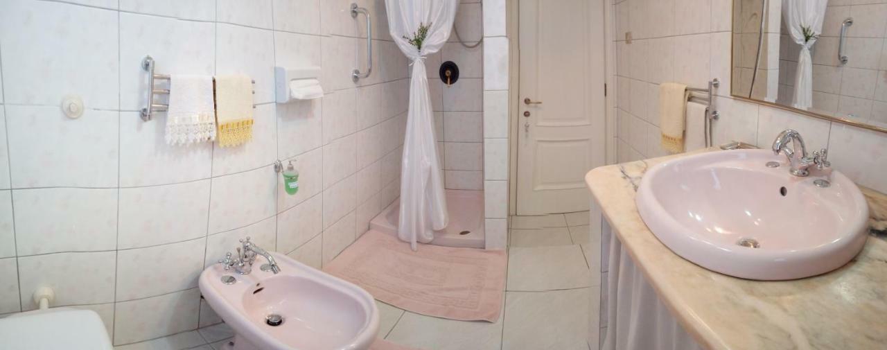 B&B Villa Sul Golfo Куарту-Сант'Елена Екстер'єр фото