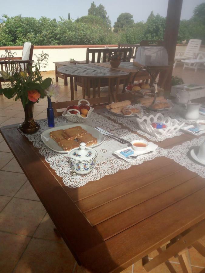 B&B Villa Sul Golfo Куарту-Сант'Елена Екстер'єр фото